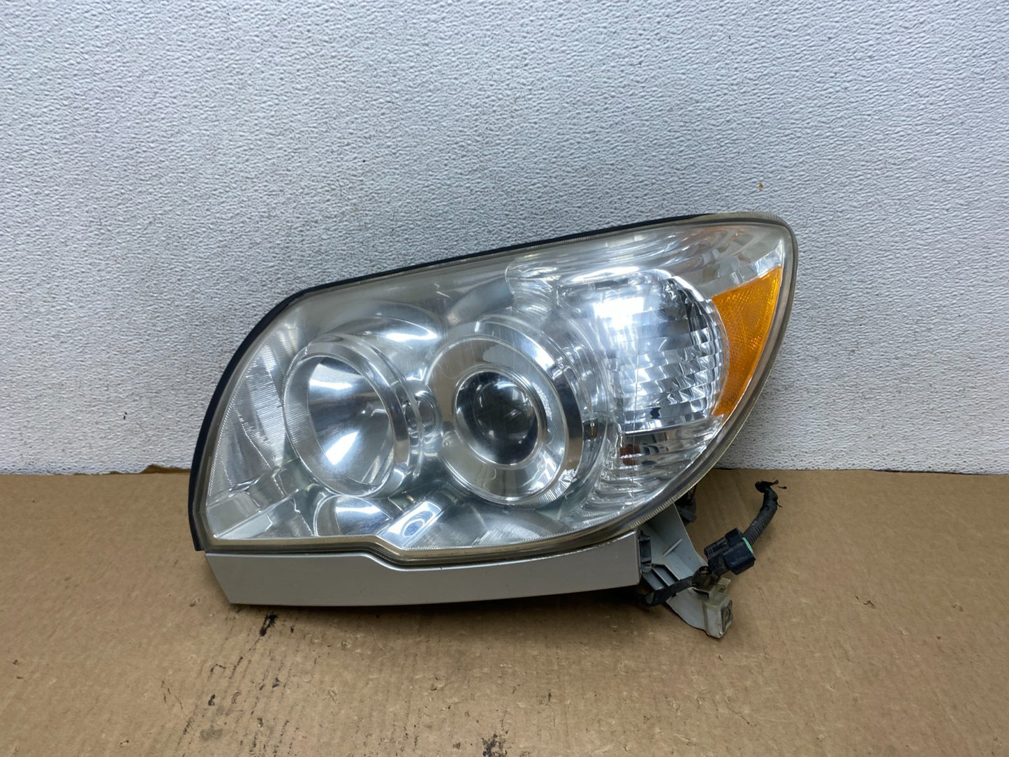 2006-2009 Toyota 4Runner Halogen Left Driver LH Projector Headlight AG2246 DW0