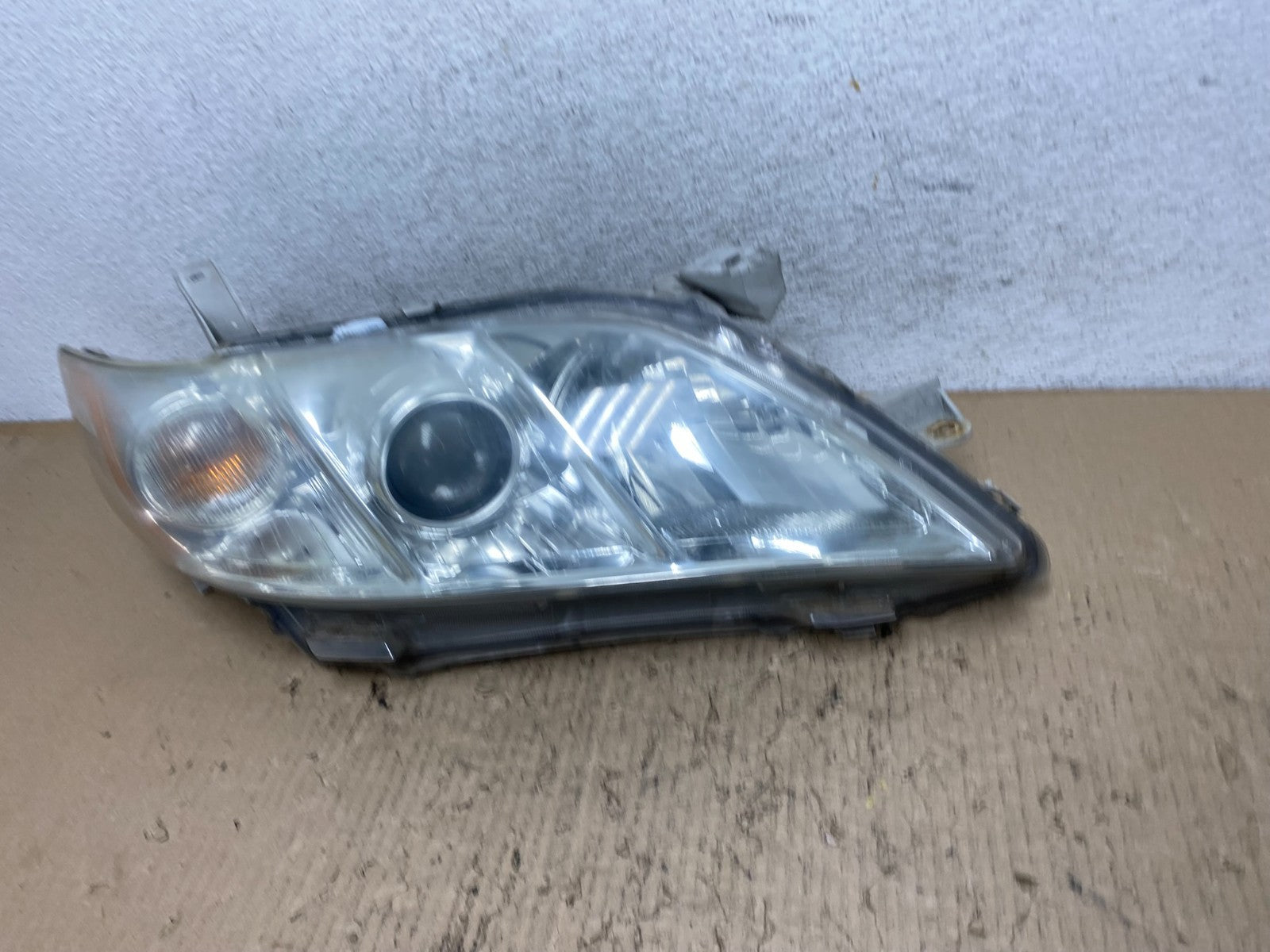2007 - 2009 Toyota Camry Halogen Right Passenger Headlight AF7200 DW1