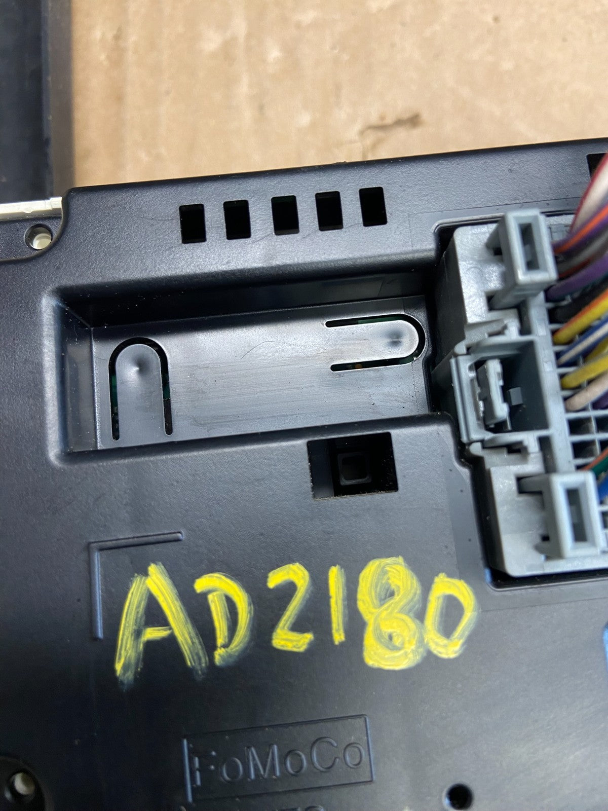 2010 2011 Ford F150 Climate Control A/C Heater Panel Radio Bezel ad2180 DG7