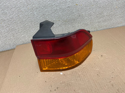 2002 2003 2004 Honda Odyssey Right Passenger Side Tail Light Oem AB2397 LK0