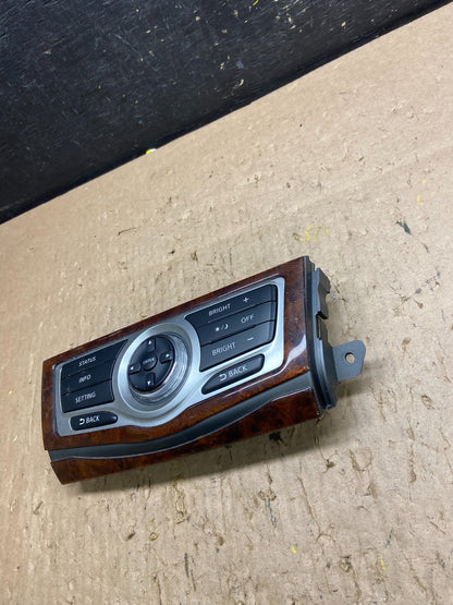 2009-2014 Nissan Murano AM FM Radio CD Control Panel T6171 DG2