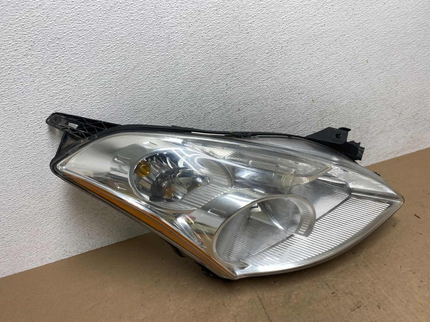 Sedan 2010 2011 2012 Nissan Altima Headlight Right Passenger Rh AE6898 DW2