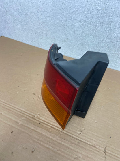 2002 2003 2004 Honda Odyssey Left Driver LH Side Tail Light AD4183 LK1
