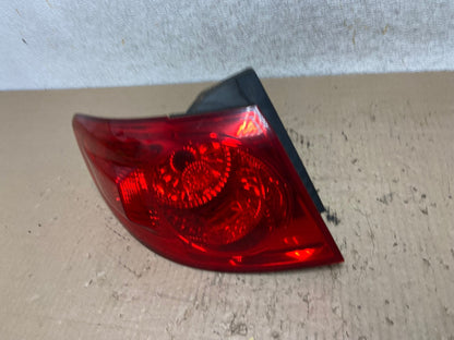2007 - 2009 Hyundai Santa Fe Left Driver LH Side Tail Light AI2521 LK1