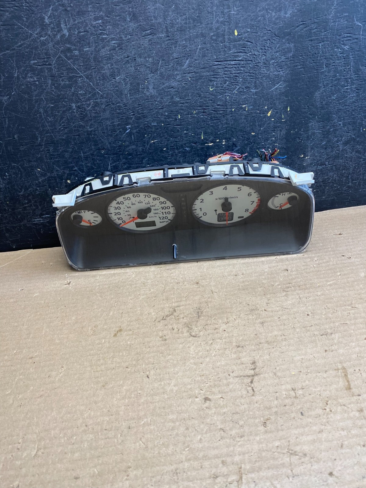 2001 to 2003 Nissan Pathfinder Speedometer Cluster Gauge AH3855 DG0