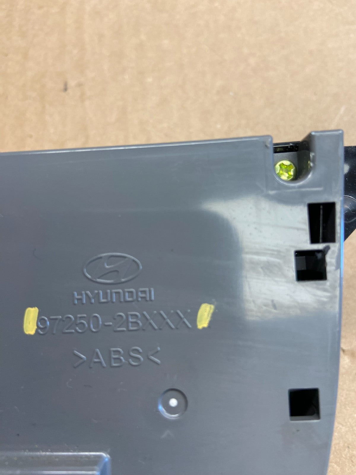 2010 2011 2012 Hyundai Santa Fe Automatic Climate AC Heater Control OE AD2058 DG4