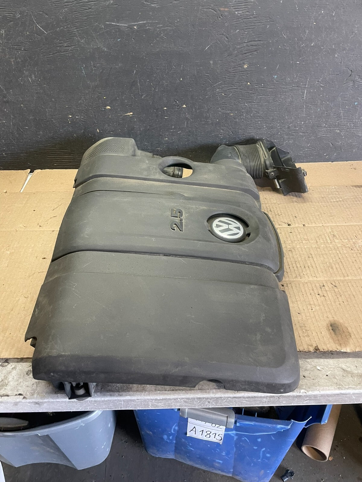 2011 to 2014 Volkswagen Jetta Beetle 2.5L Passat Engine Cover 07k129601G M27252