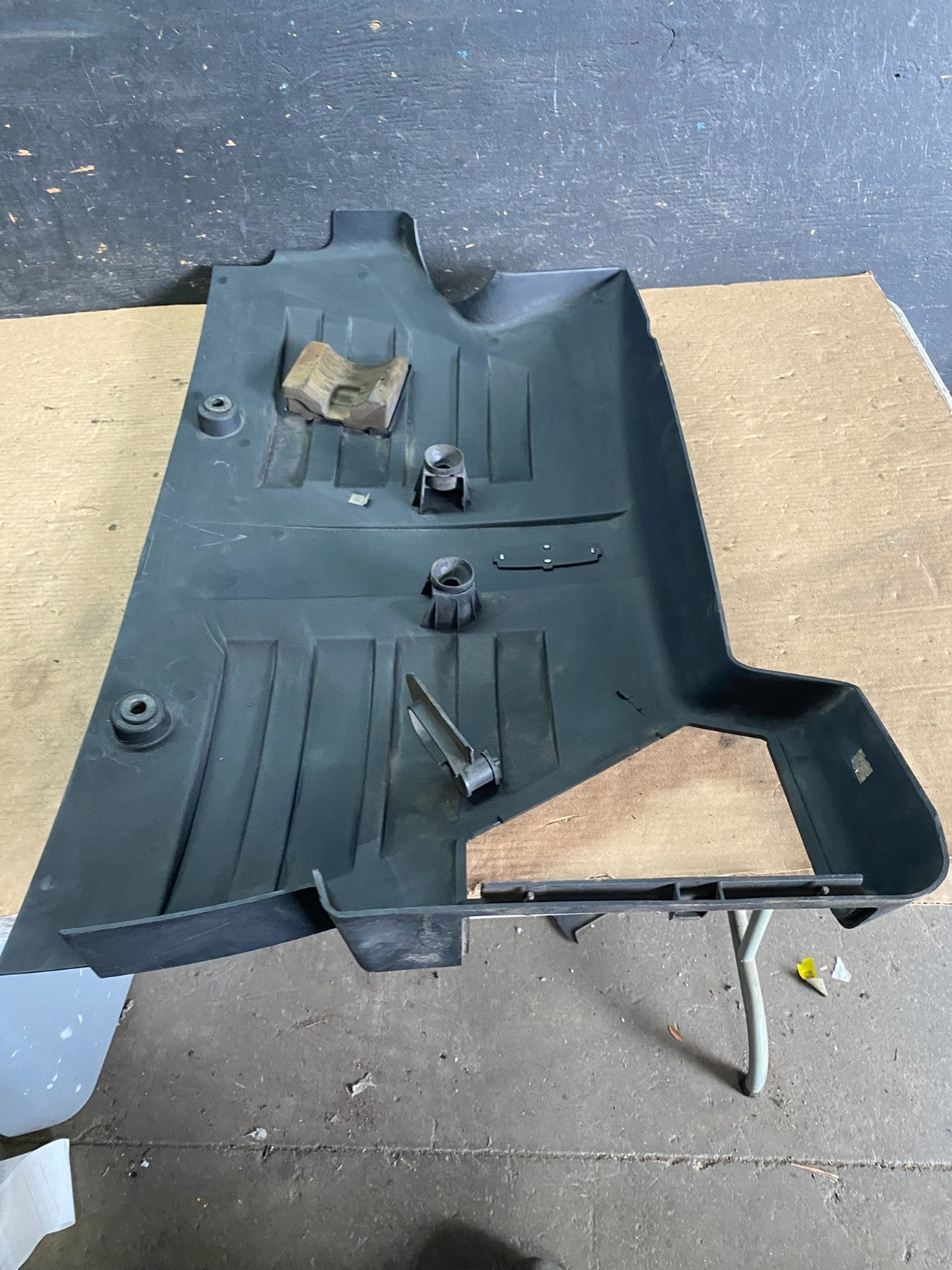 2004 Lincoln Aviator Engine Plastic Trim Motor Cover O8229 PS6