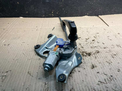 2010 to 2014 Subaru Legacy Outback Rear Windshield Wiper Motor x8311 DG4