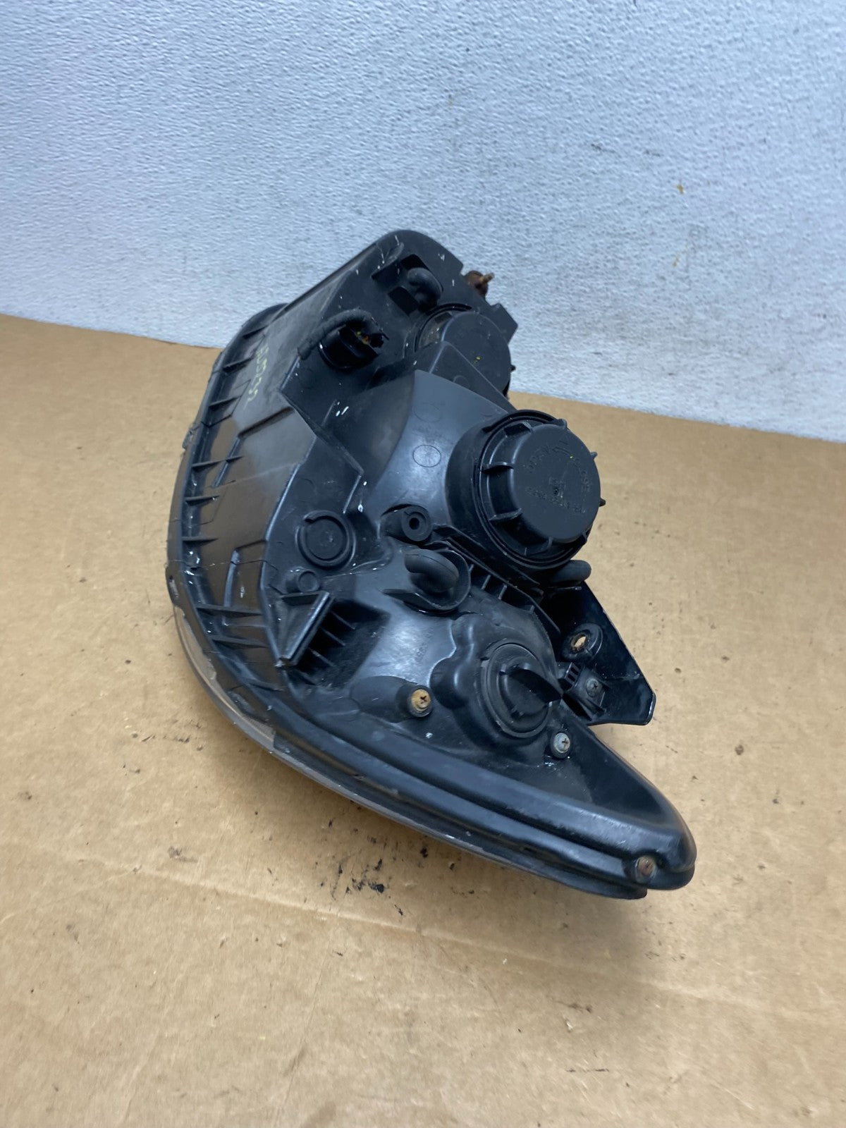 2007 2008 2009 Hyundai Santa Fe Right Passenger Halogen Headlight AD5232 DW6