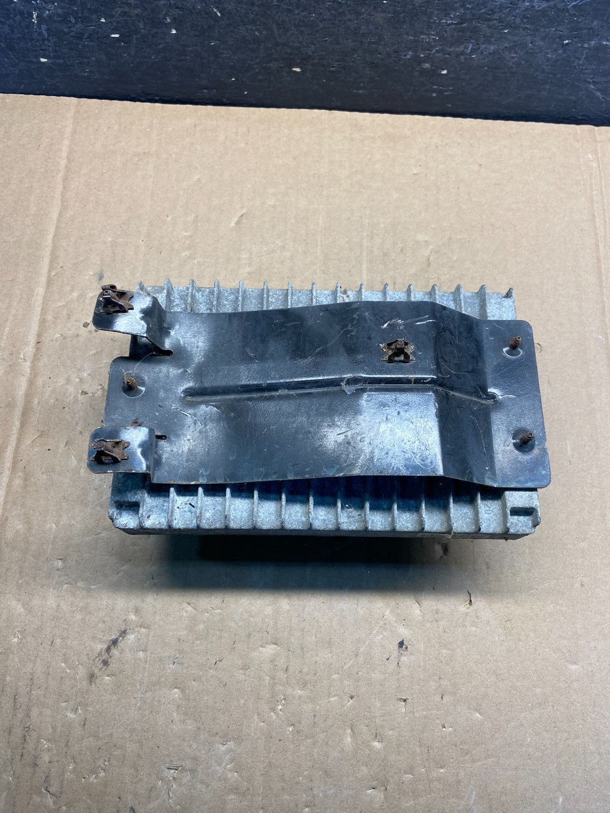 2005 Chrysler Caravan 3.3L Engine Control Unit ECU Module ag1476 DG1
