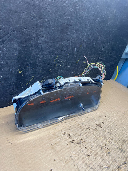 2006 Ford E350 Gauge Speedometer Cluster OEM s9009 DG2