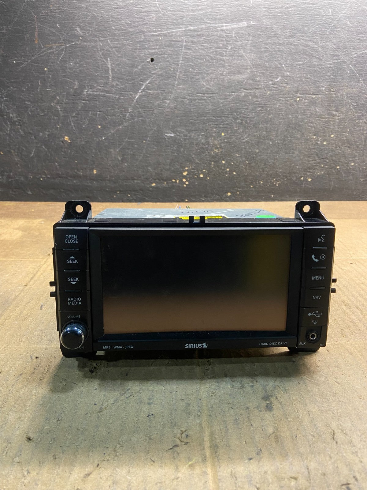 2008 2013 Jeep Dodge Chrysler Screen Display CD Player Satellite Radio Y7318 DG0
