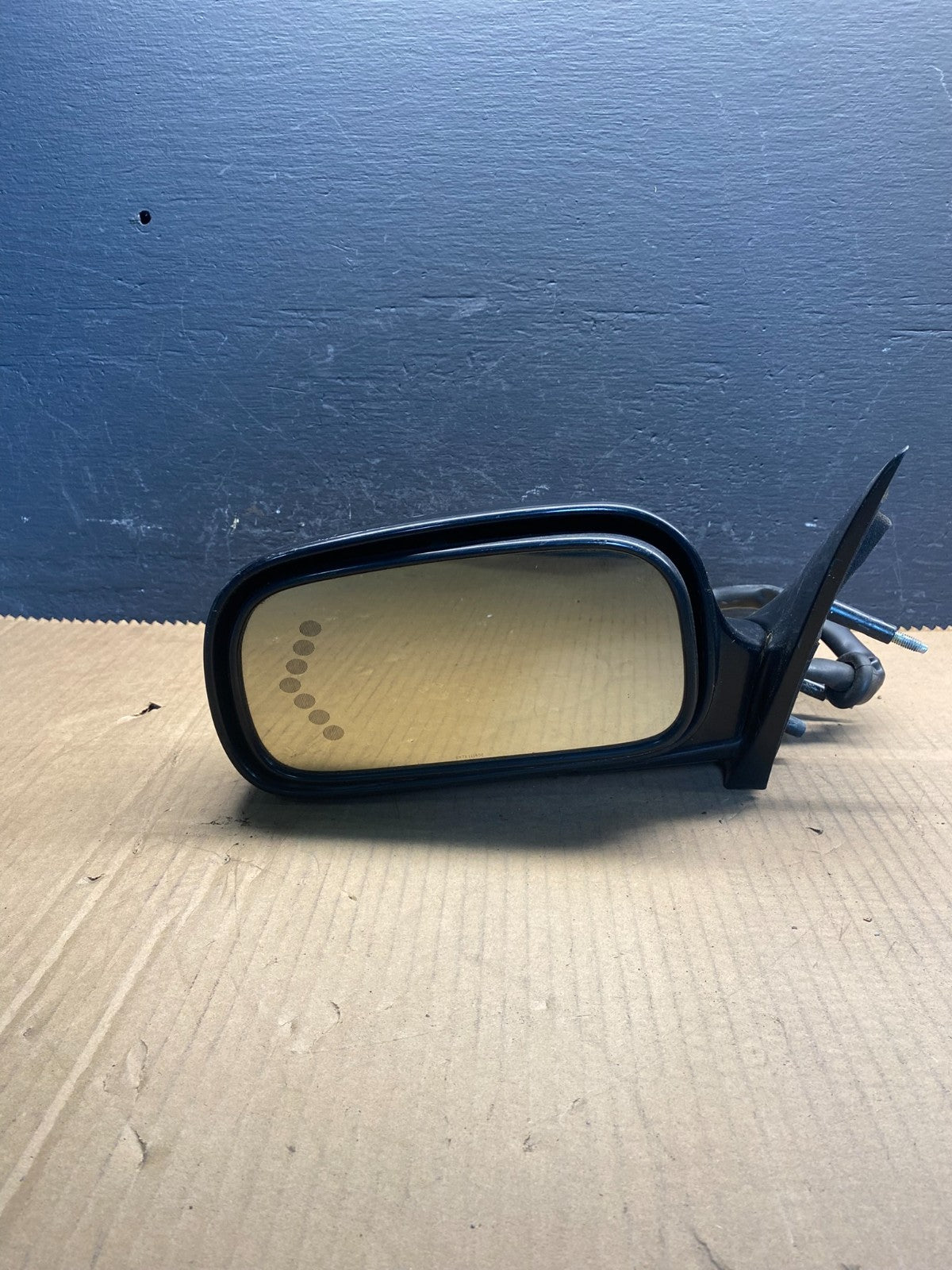 2000-2005 Cadillac Deville Left Driver LH Turn Sgn View Door Mirror ac7870 DG9