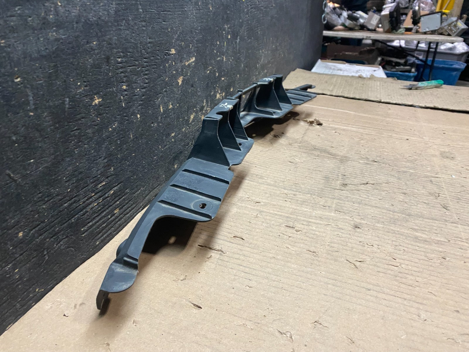 2013 to 2019 Chevrolet Trax Front Bumper Reinforcement 95390551 W48945