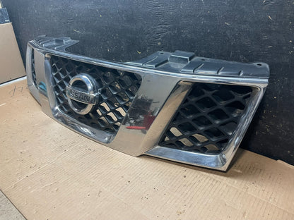 2005 2006 2007 Nissan Pathfinder Chrome Front Upper Grill Grille OEM Y1888 DG2