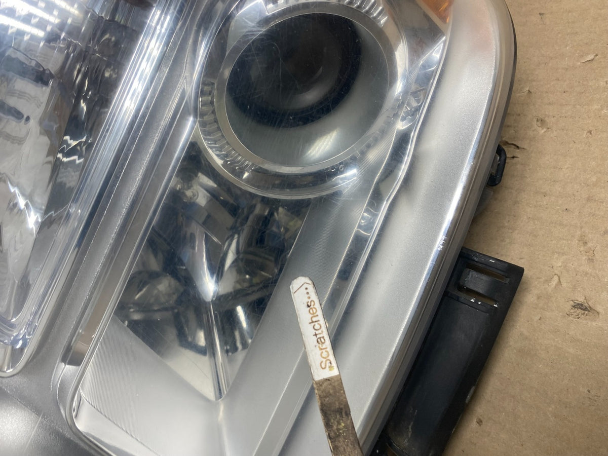 2010 to 2015 GMC Terrain Halogen Left Driver Lh Side Headlight AI2150 DW3