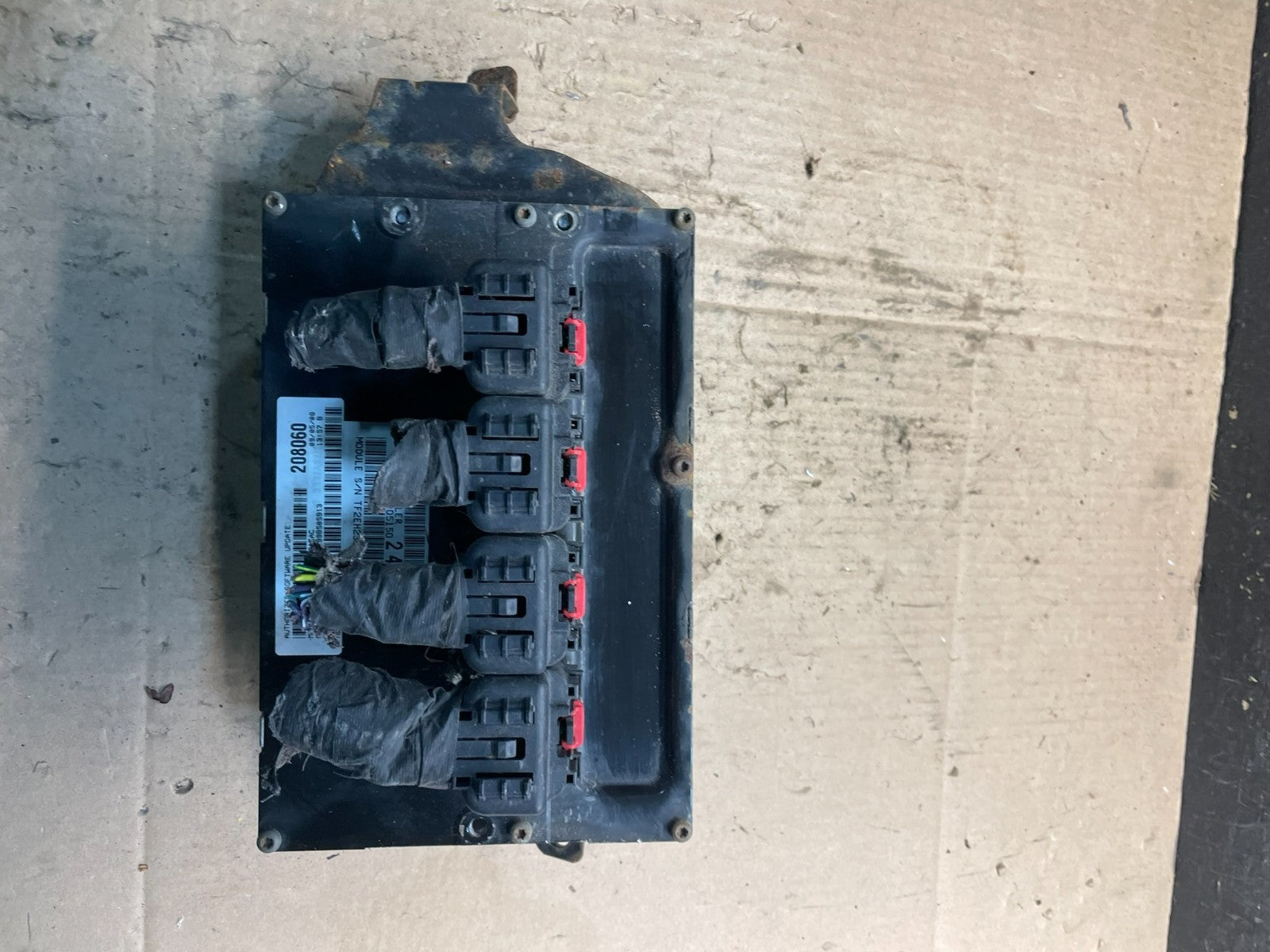2008 2009  Caravan Town & Country 3.8L Engine Control Unit ECU Module T7400 DG0