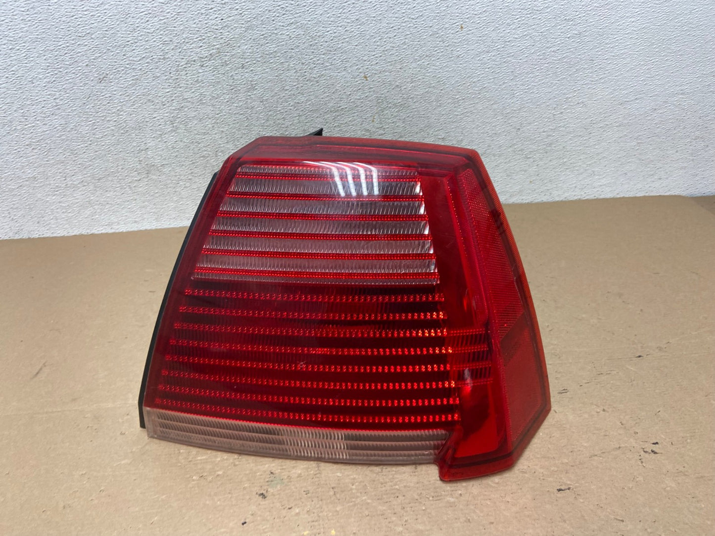 2004 2005 2006 Mitsubishi Galant Sedan Right Passenger Tail Light AF4921 LK0