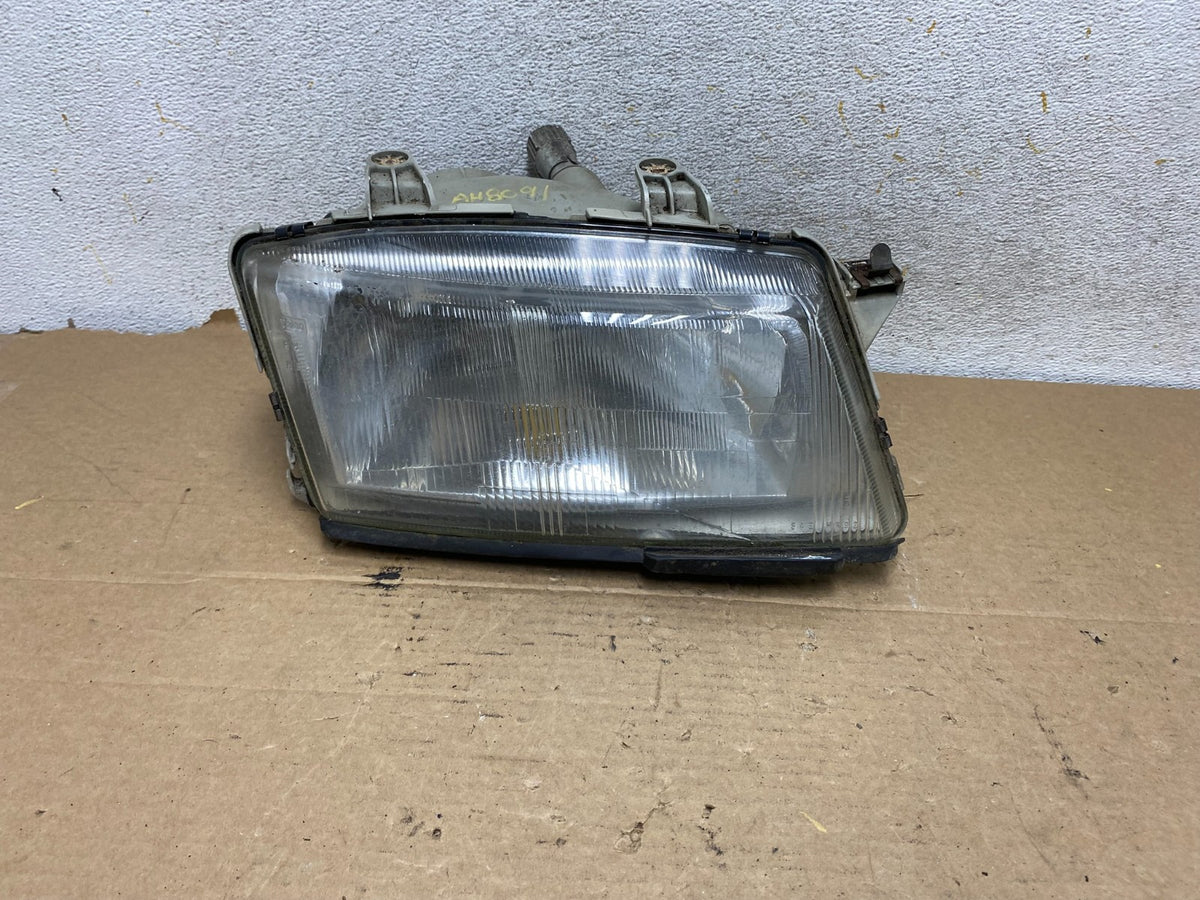 1999 - 2003 Saab 9-3 Front Right Passenger Side Headlight AH8091 DW0