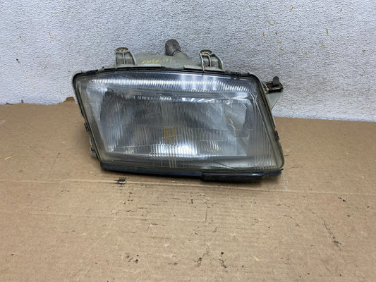 1999 - 2003 Saab 9-3 Front Right Passenger Side Headlight AH8091 DW0