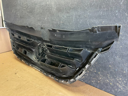 2009 to 2014 Volkswagen Routan Front Upper Grill Grille OEM AA2301 DG9
