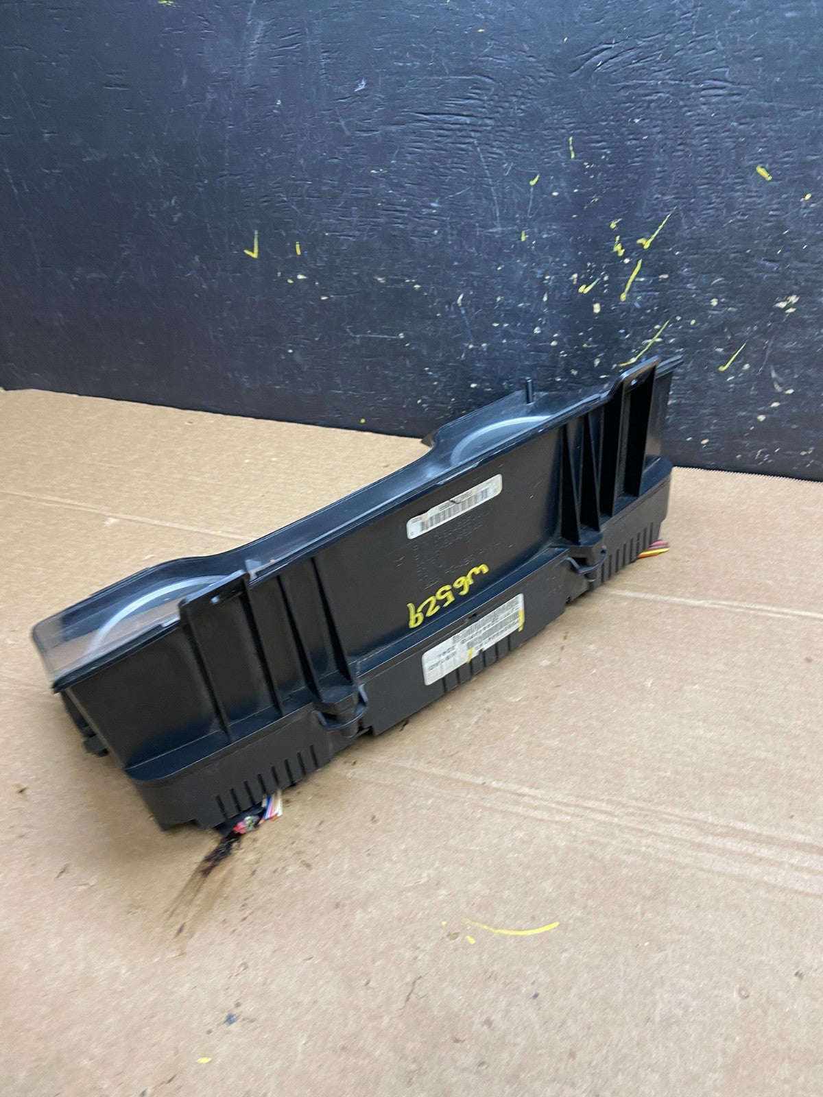 2005 Dodge Durango Speedometer Instrument Cluster Gauge W6529 DG3