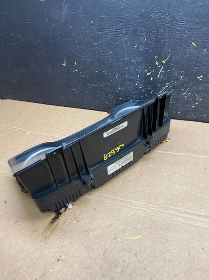 2005 Dodge Durango Speedometer Instrument Cluster Gauge W6529 DG3