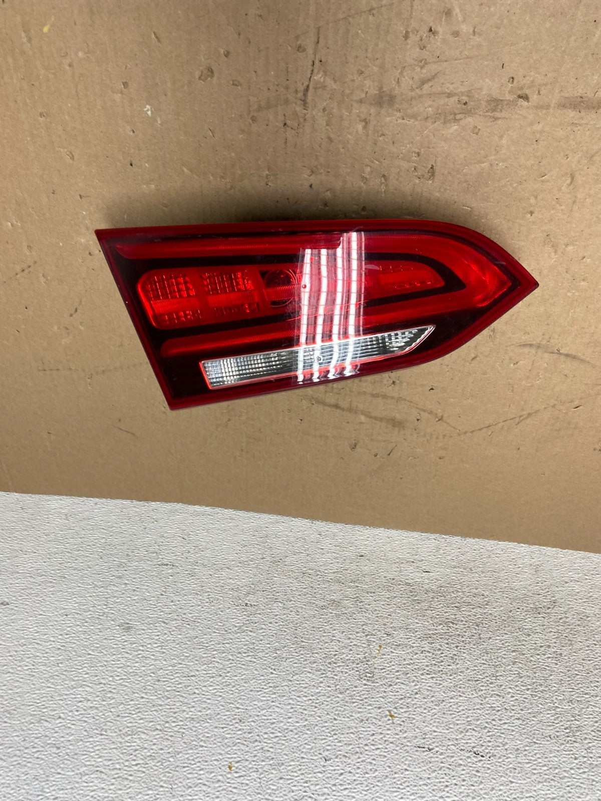 2017 - 2018 Hyundai Santa Fe Left Driver LH Side Inner Tail Light AD7721 DG0