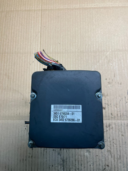 2007 to 2013 BMW X5 E70 ABS Anti-Lock Brake Pump Module OEM x8785 DG4
