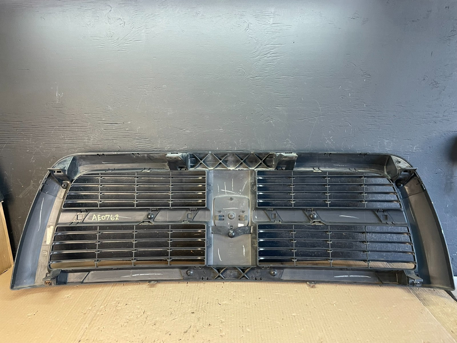 2009 to 2012 Dodge Ram 1500 Front Upper Grille Grill AE0762 DG4