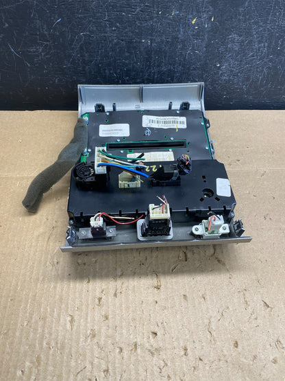 2004 to 2007 Nissan Armada Radio CD Player A/C Climate Control ac6722 DG3