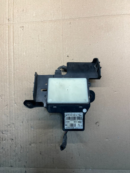 2016 - 2018 Kia Optima Rear Blind Spot Radar Module v1811 DG0