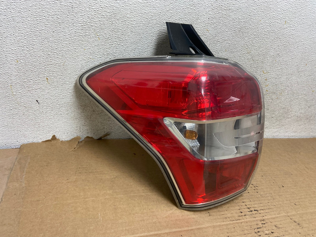 2014-2016 Subaru Forester Left Driver LH Side Tail Light AH4022 LK1