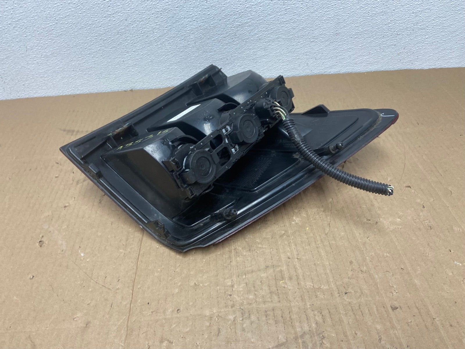 2005 to 2006 Jeep Grand Cherokee Left Driver Side Lh Tail Light AB8315 LK5