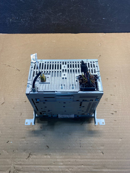 2007 to 2009 Hyundai Santa Fe AM/FM Radio CD Player AC8020 DG5