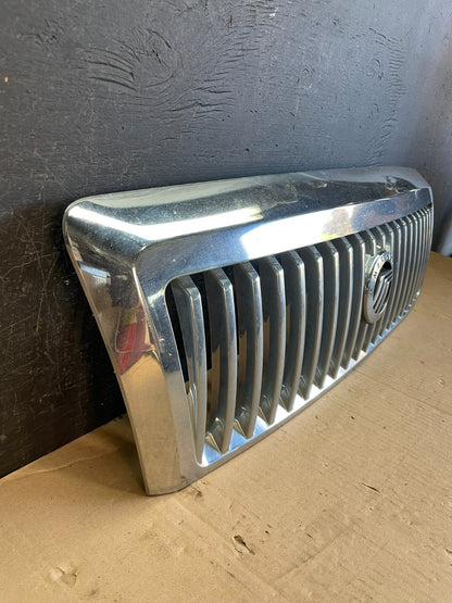 2006 to 2008 Mercury Grand Marquis Front Upper Grill Grille AD8509 DG2