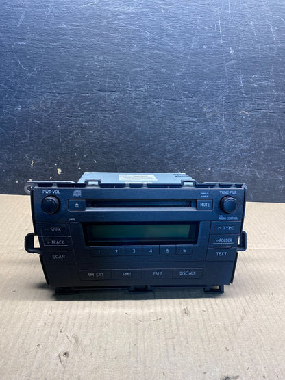 2010 to 2011 Toyota Prius Radio Stereo Receiver Aux Disc CD Player AI7340 DG0
