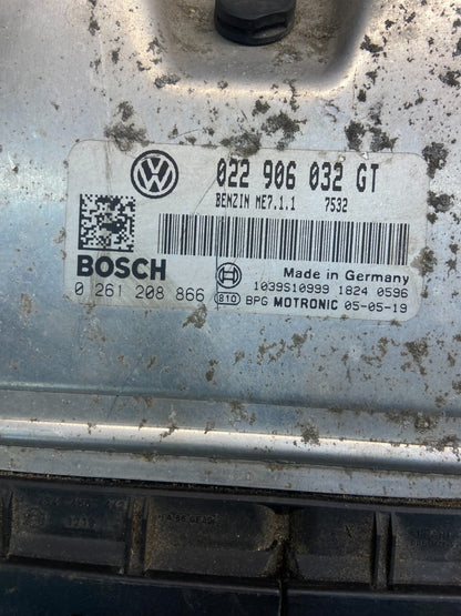 2006 Volkswagen Touareg 3.2L ECM Engine Control Unit ECU OEM Z8644 DG2