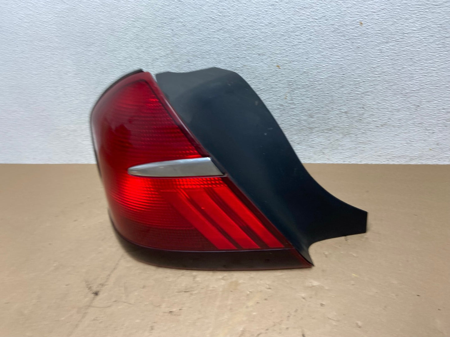 1998 - 2002 Mercury Grand Marquis Left Driver Lh Side Tail Light AE6832 LK1