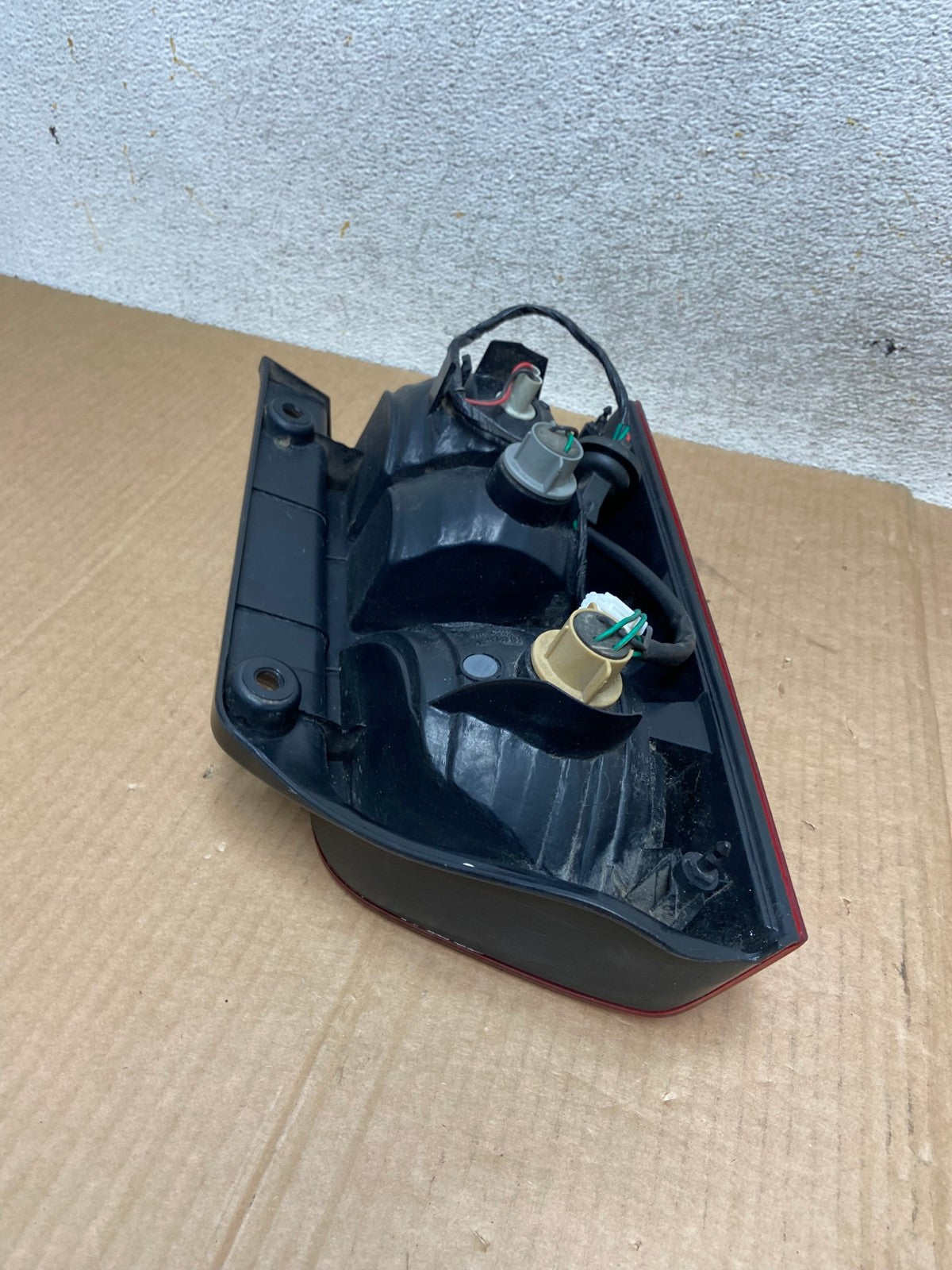 2005 to 2012 Nissan Pathfinder Right Passenger RH Side Tail Light AI5736 LK6