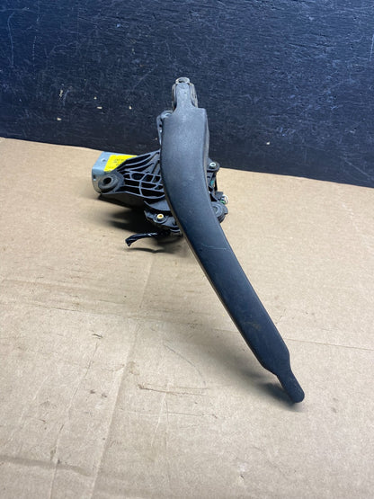 2008 to 2012 Buick Enclave Windshield Rear Wiper Motor AE8238 DG2