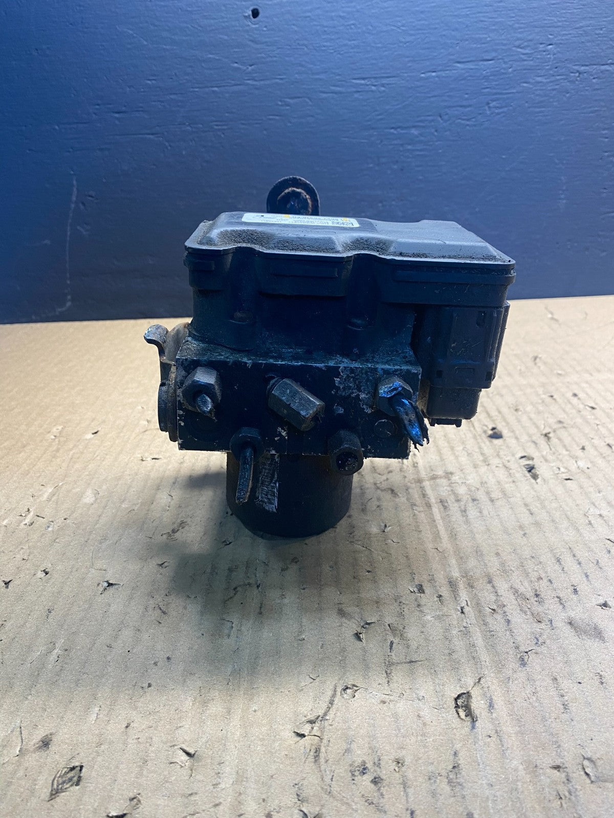 2008 Ford E250 E350 Van  ABS Anti Lock Brake Pump Module Oem  AB4355 DG3