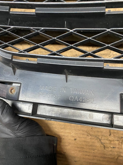 2008 2009 2010 Honda Odyssey Front Upper Grill Grille Oem P6040 DG7