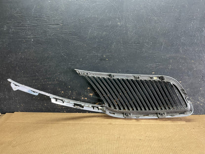 2013 to 2016 Lincoln MKT Left Driver LH Side Front Grill Grille OEM aa9201 DG3