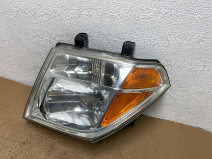 2005-2007 Nissan Pathfinder Halogen Headlight Left Driver LH AD8226 DW1