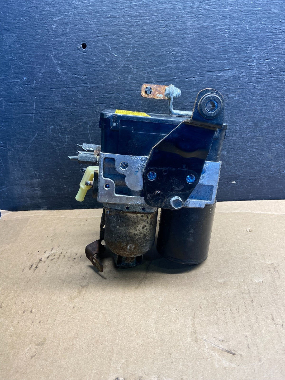 2004 - 2009 Toyota Prius ABS Brake Pump Anti Lock Module AF9256 DG2