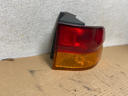 2002 2003 2004 Honda Odyssey Right Passenger Side Tail Light AH4290 LK1
