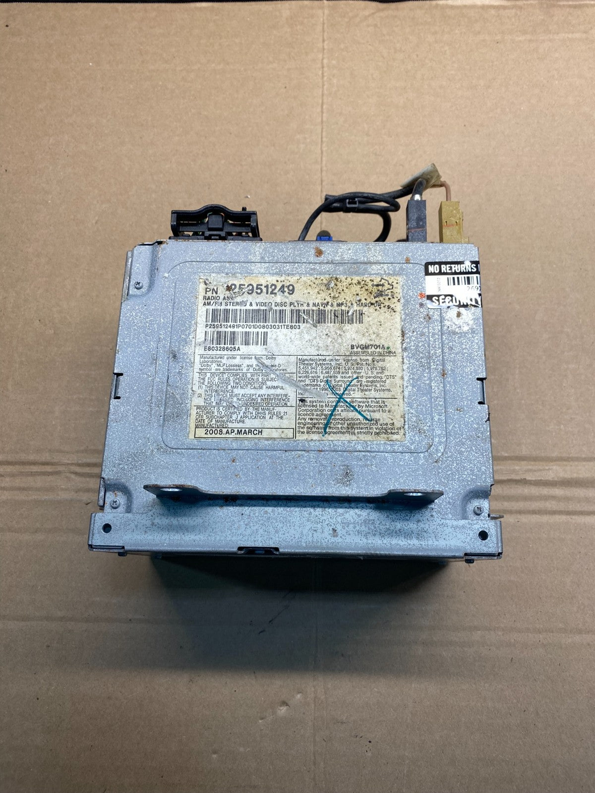 2008 to 2013 Cadillac CTS Am Fm Cd Player Radio Receiver ae9928 DG3