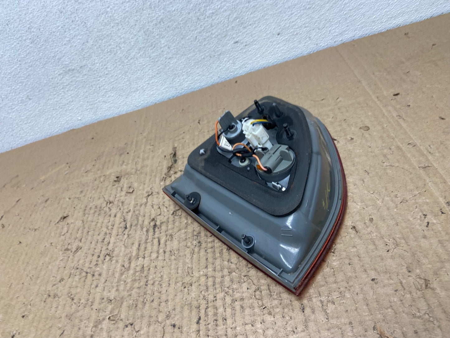 2007 to 2012 Hyundai Veracruz Right Passenger RH Inner Tail Light OEM AC4074 LK4
